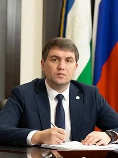 Портрет: Эльдар Сергеевич Валидов