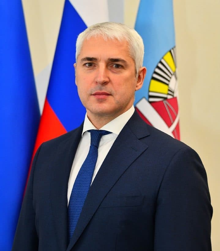 Портрет: Алексей Викторович Романов