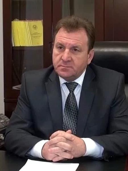 Портрет: Иван Иванович Ульянченко