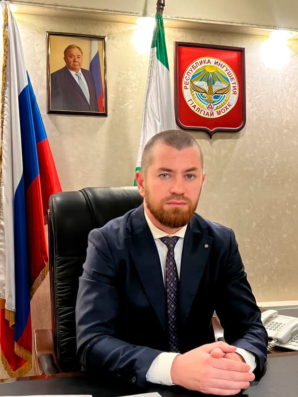 Портрет: Аслан Аюпович Умаров