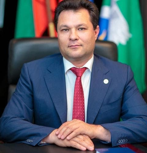 Портрет: Рустем Нуриев