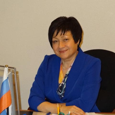 Портрет: Людмила Николаевна Нещадим