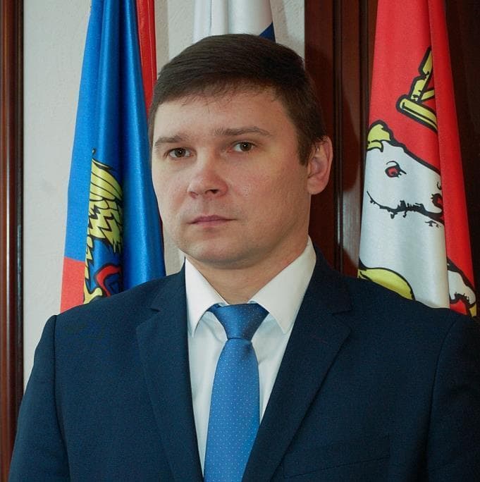 Портрет: Максим Комиссаров