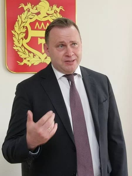 Портрет: Владислав Юрьевич Пинаев