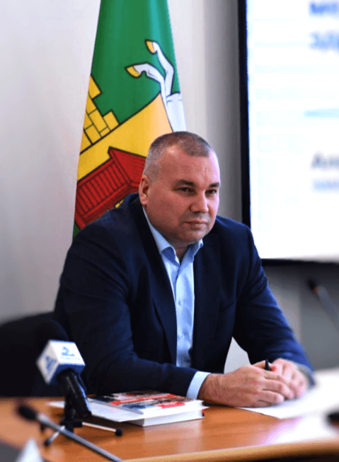 Портрет: Денис Павлович Ильин