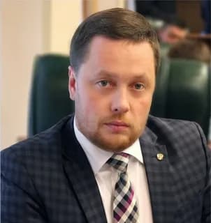 Портрет: Роман Сергеевич Крылов