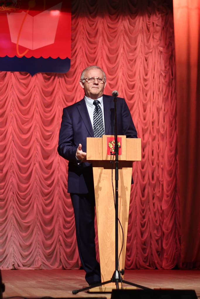 Портрет: Ухалкин, Владимир Васильевич