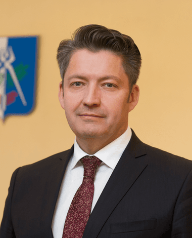 Портрет: Олег Николаевич Бекмеметьев